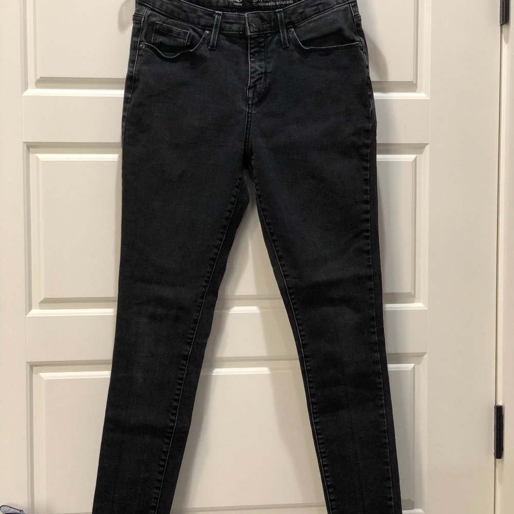 Black Curvy Skinny Jeans